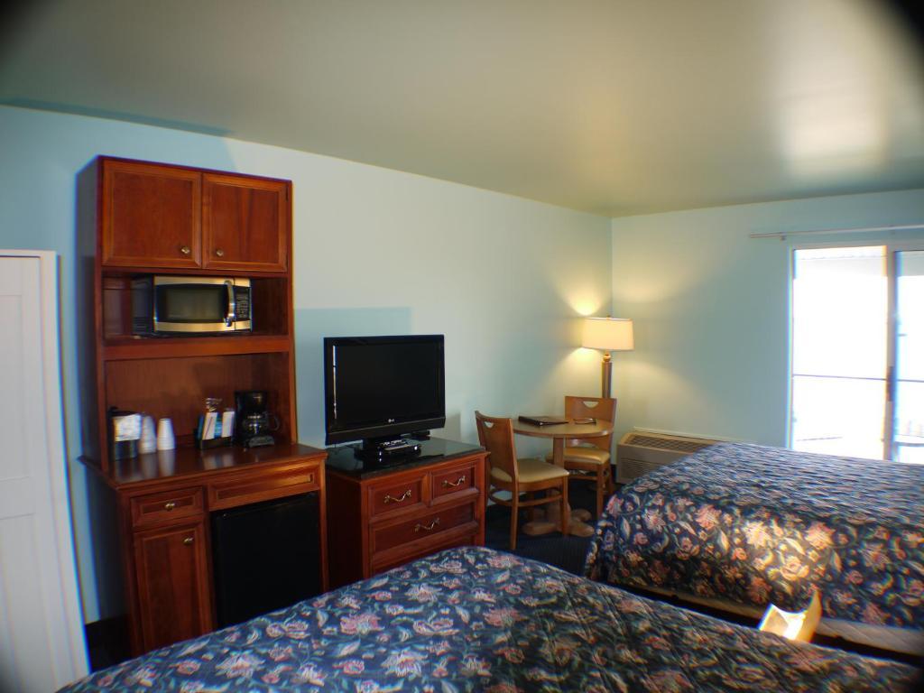 Clearwater Lakeshore Motel Mackinaw City Habitación foto
